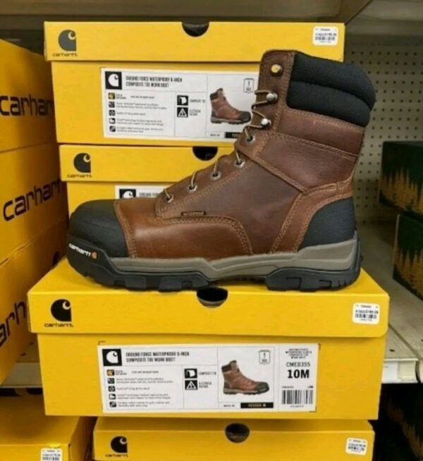 Carhartt boots available pallets cost  and contains 200 pairs all brand new and comes in their boxes