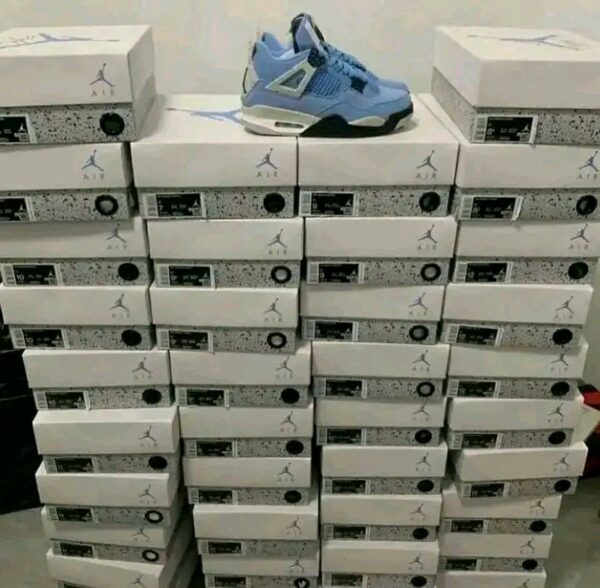 Jordan shoes available, limited stock 300 authentic pieces.