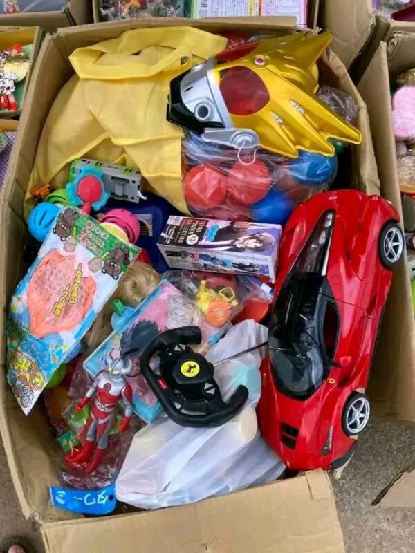 Target toys pallets All of the toys in these pallets are brand new 350 pieces
