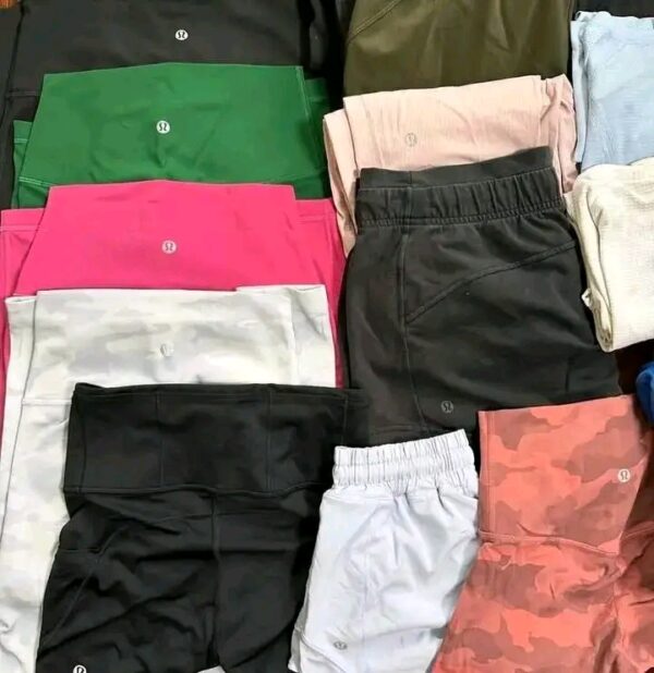 Mixed Lululemon clothes pallets 300 pieces