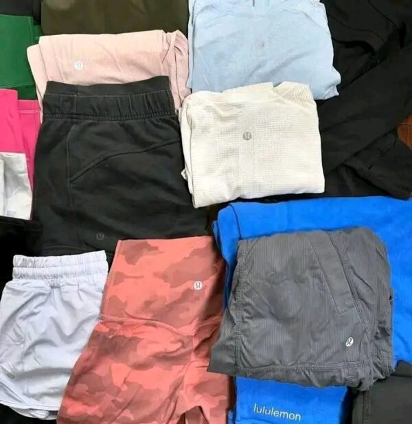 Mixed Lululemon clothes pallets 300 pieces