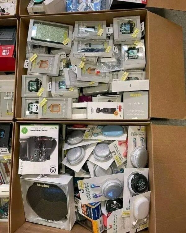 Electronics pallets
