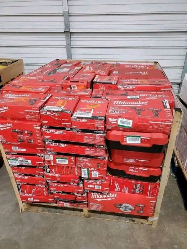 Tools pallet for sale  Approximately 85–90 brand new pieces
