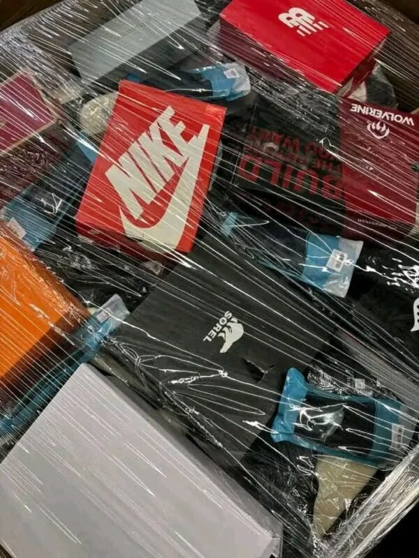 Shose pallets available 300 pieces