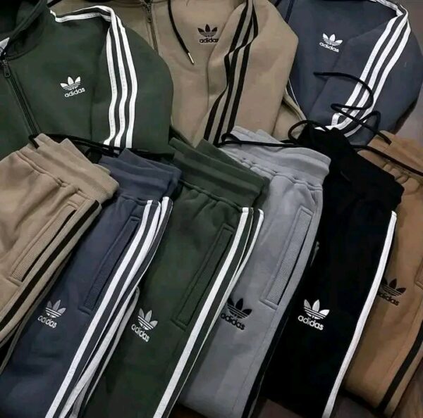Wholesale Nike Tracksuits