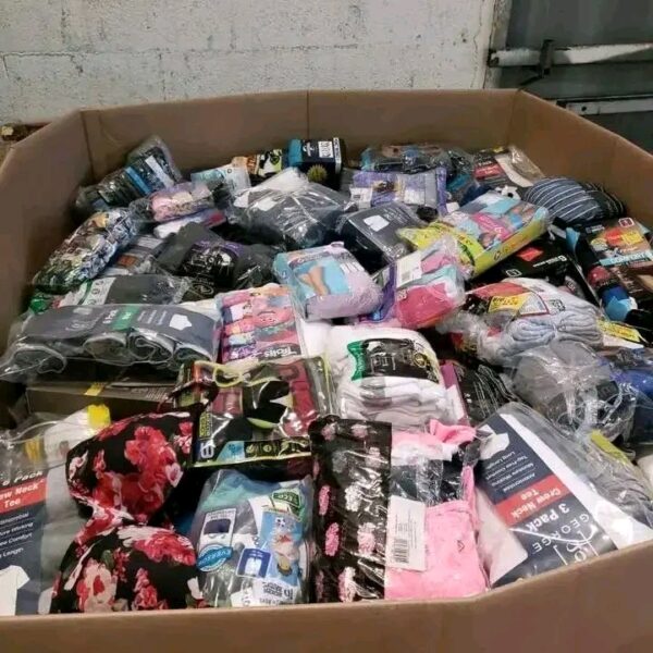 Mixed male and female underwear pallet with 700 pieces