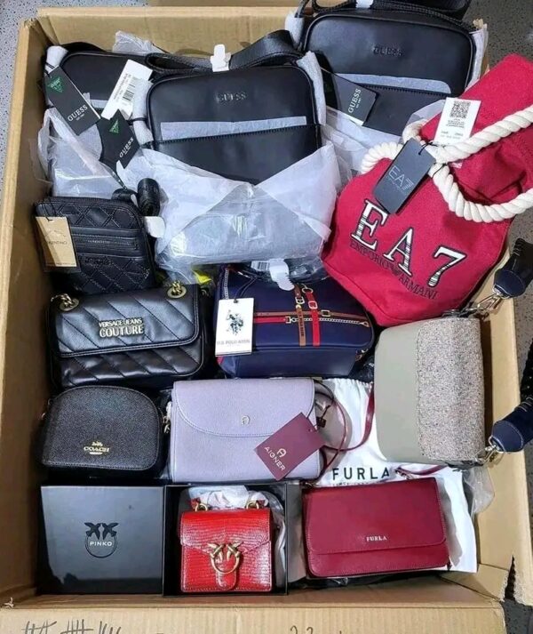Wholesale Designer Handbag Pallet - 250PCS Mixed Authentic Luxury Brands