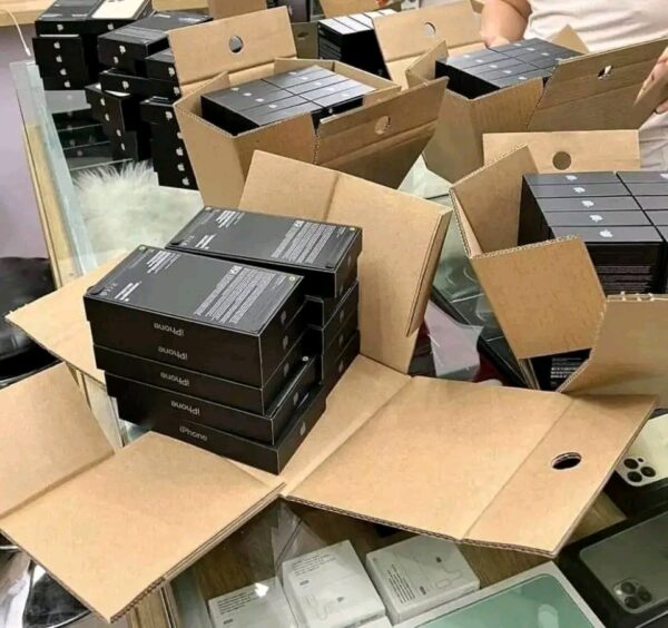 wholesale iPhone pallet
