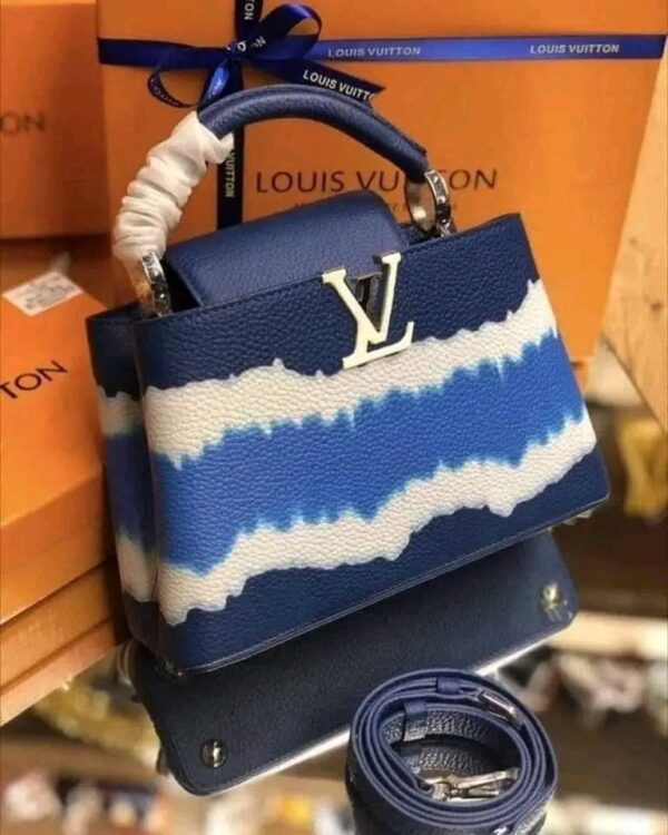 Wholesale Handbag Pallet - 100PCS Women Mixed Lot for Resale