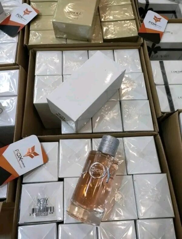 Perfume pallets 200 pieces per pallet