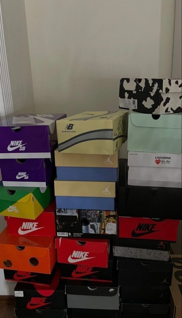 Nike shoes pallets 150 pieces